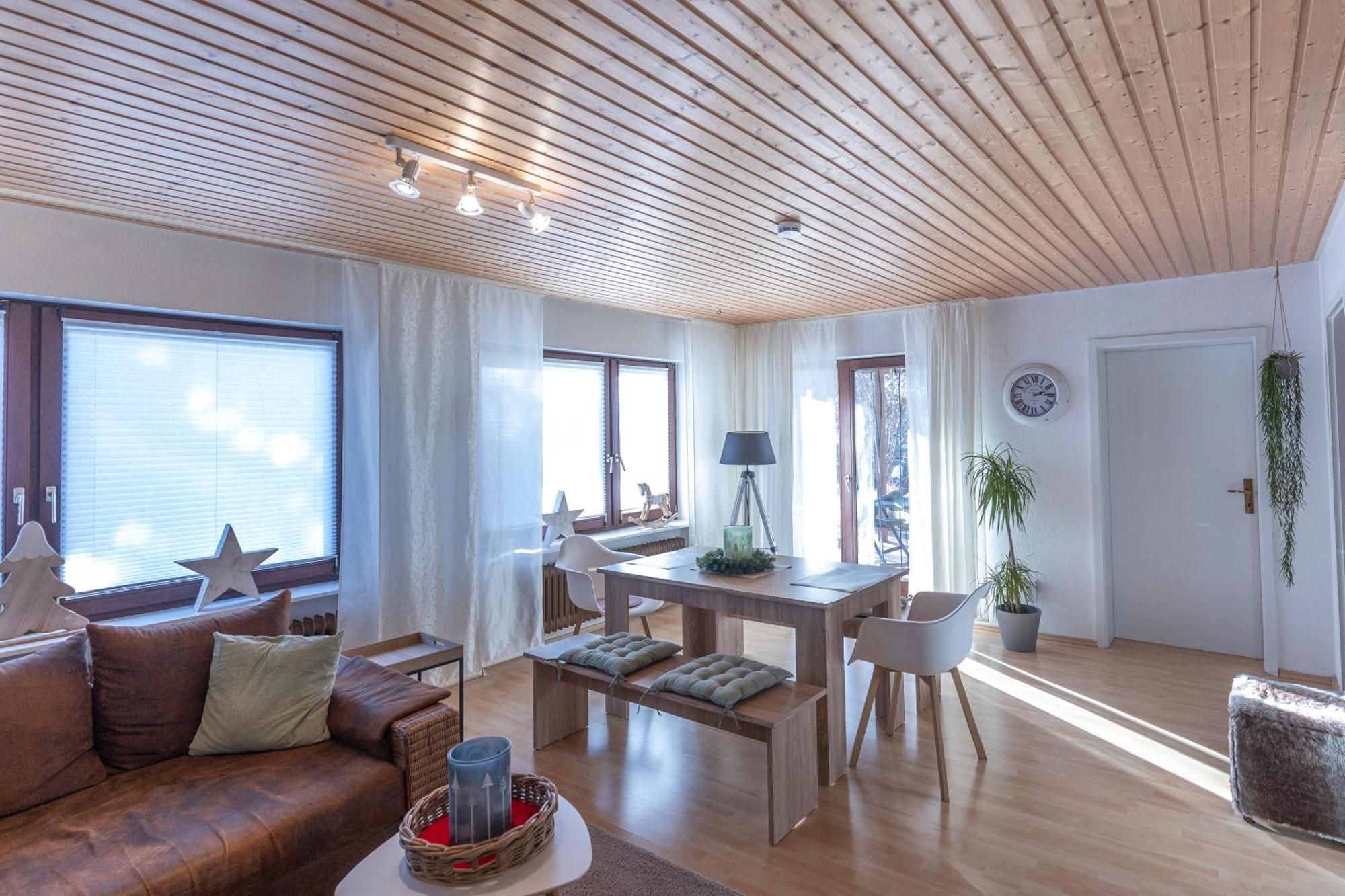 Апартаменти Elw, Sep. Eingang, Ueberdachte Terrasse, Naehe Backnang Althutte Екстер'єр фото