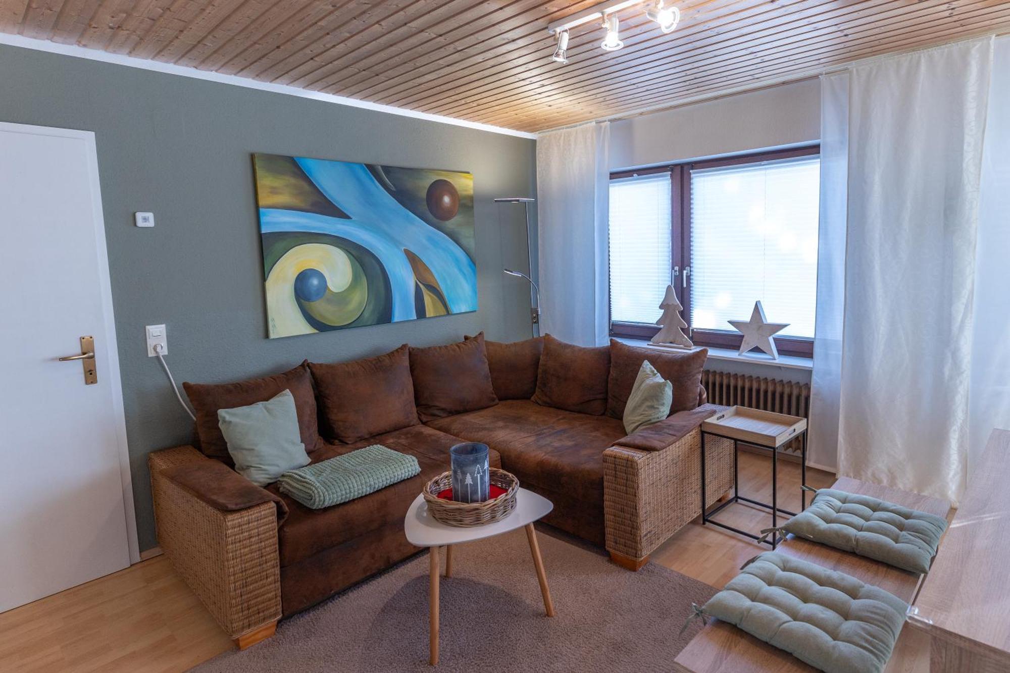 Апартаменти Elw, Sep. Eingang, Ueberdachte Terrasse, Naehe Backnang Althutte Екстер'єр фото