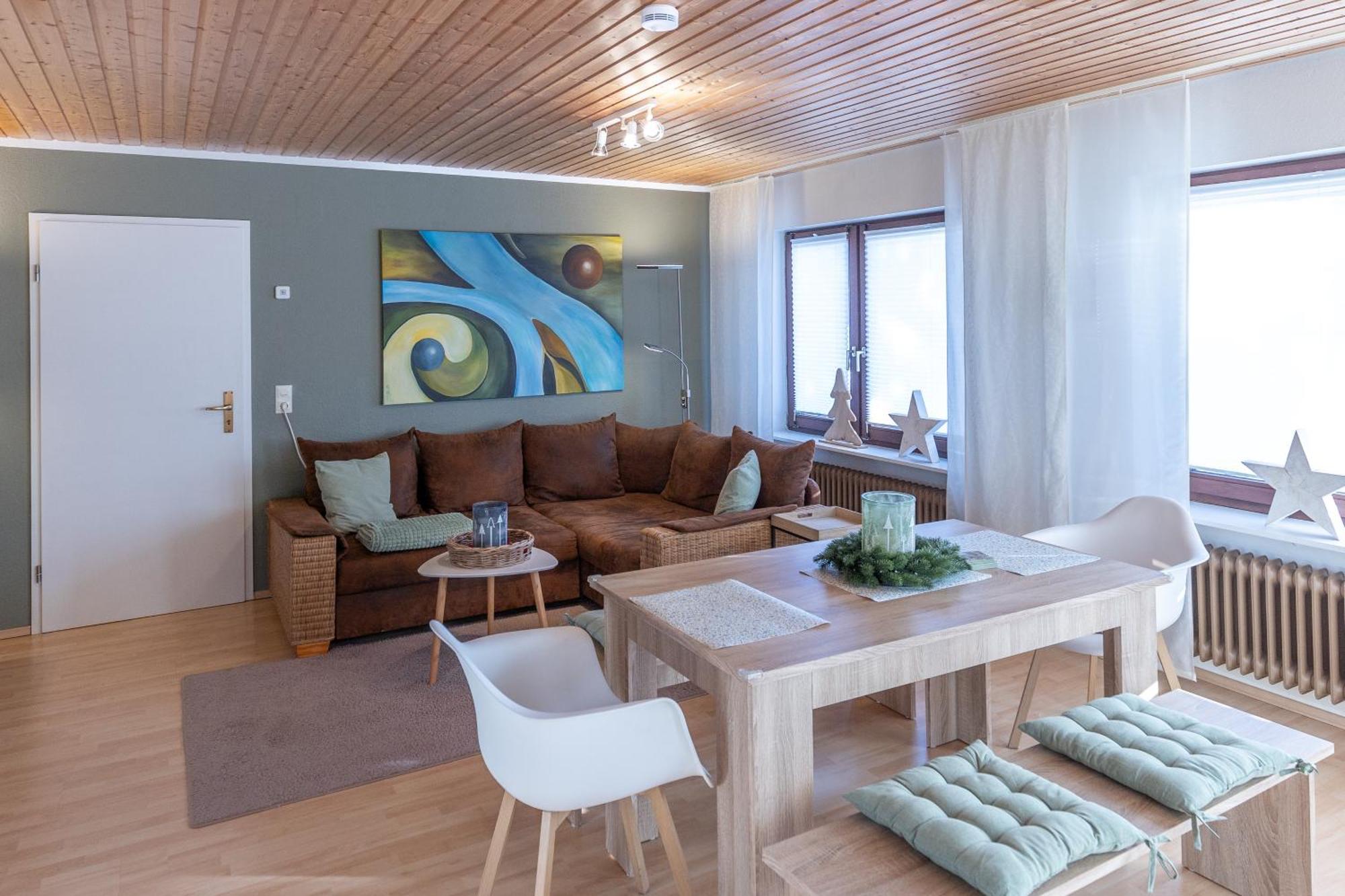 Апартаменти Elw, Sep. Eingang, Ueberdachte Terrasse, Naehe Backnang Althutte Екстер'єр фото